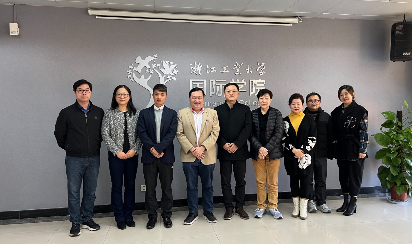 1701180348631019.jpg 1701180348631019.jpg